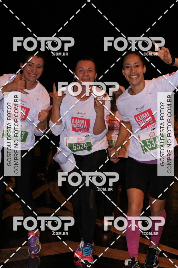 Buy your photos of the eventLuminous Run on Fotop