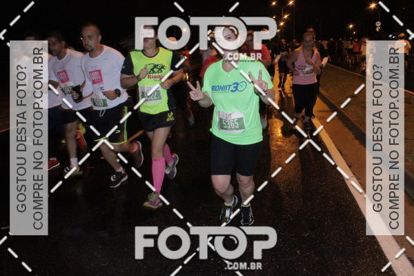 Buy your photos of the eventLuminous Run on Fotop