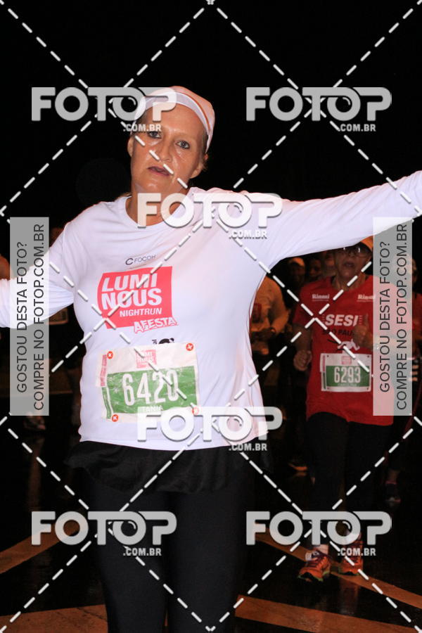 Buy your photos of the eventLuminous Run on Fotop