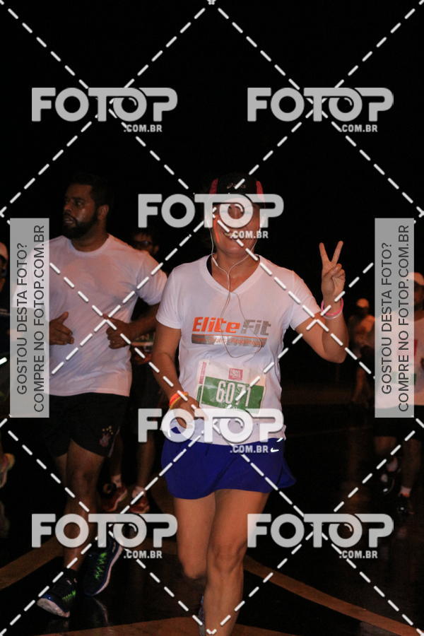 Buy your photos of the eventLuminous Run on Fotop