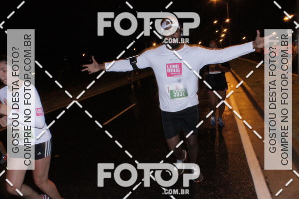 Buy your photos of the eventLuminous Run on Fotop
