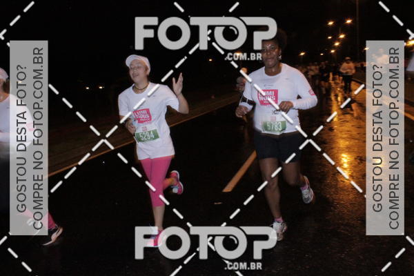 Buy your photos of the eventLuminous Run on Fotop