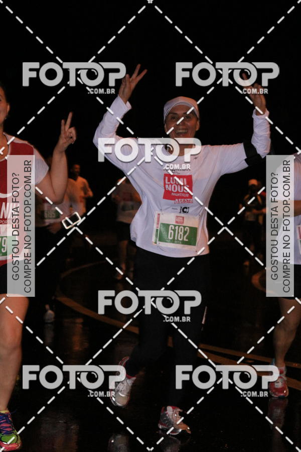 Buy your photos of the eventLuminous Run on Fotop
