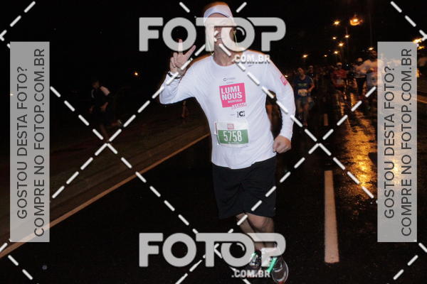 Buy your photos of the eventLuminous Run on Fotop