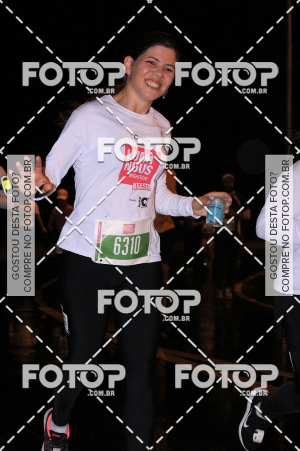 Buy your photos of the eventLuminous Run on Fotop
