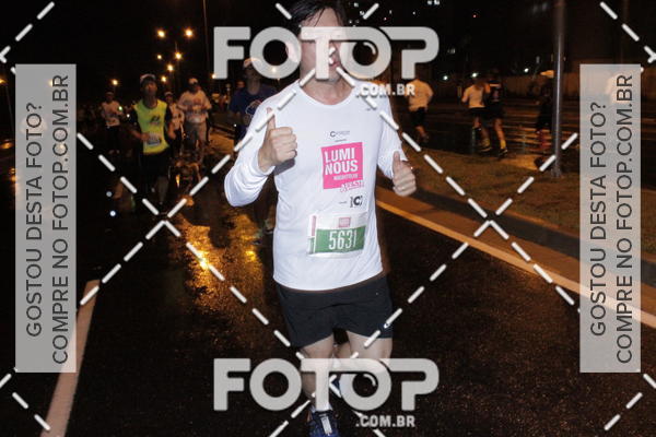 Buy your photos of the eventLuminous Run on Fotop