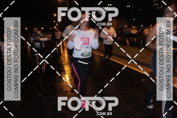 Buy your photos of the eventLuminous Run on Fotop