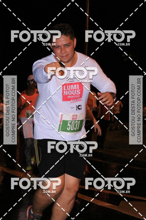 Buy your photos of the eventLuminous Run on Fotop