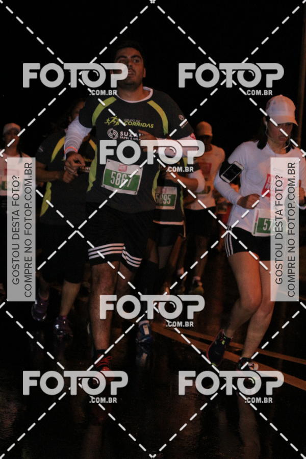 Buy your photos of the eventLuminous Run on Fotop