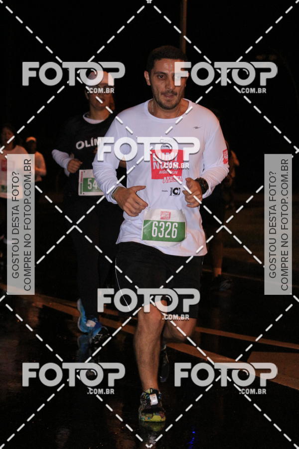 Buy your photos of the eventLuminous Run on Fotop