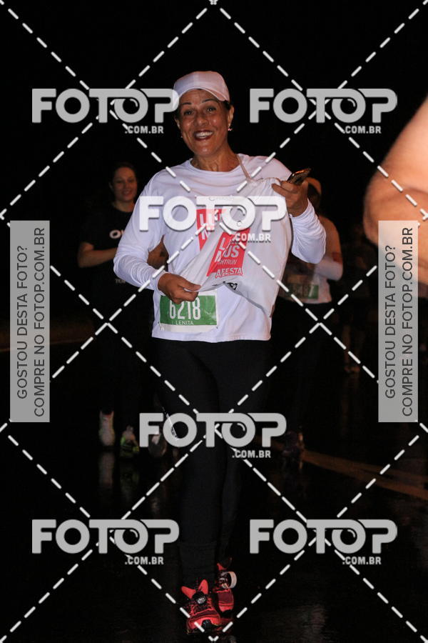 Buy your photos of the eventLuminous Run on Fotop