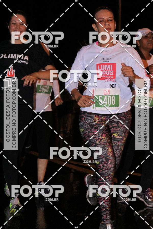 Buy your photos of the eventLuminous Run on Fotop