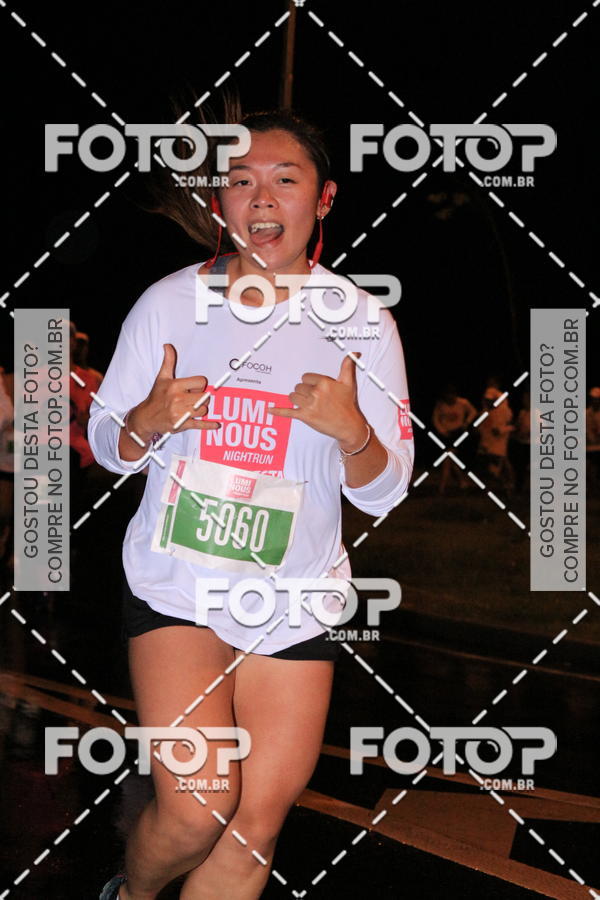 Buy your photos of the eventLuminous Run on Fotop