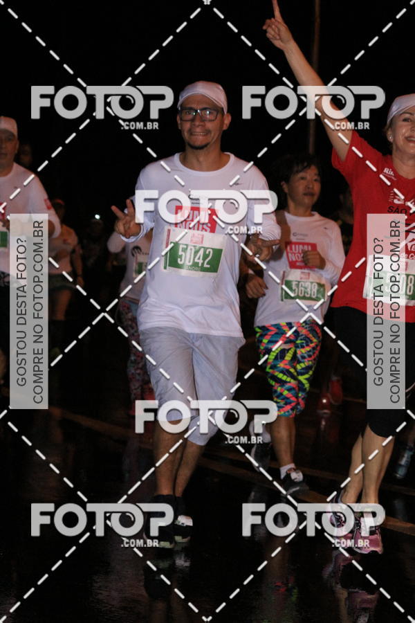 Buy your photos of the eventLuminous Run on Fotop