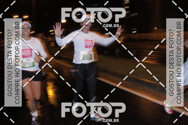 Buy your photos of the eventLuminous Run on Fotop