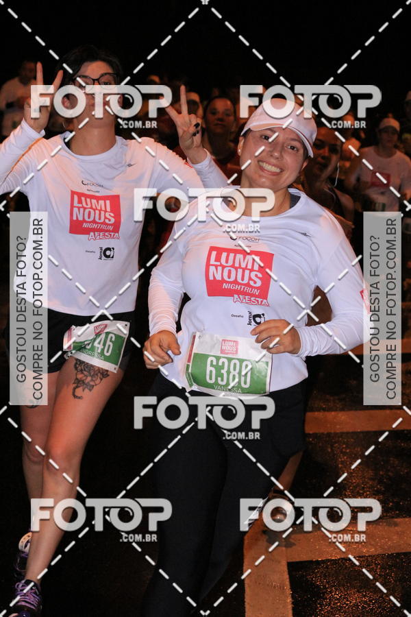 Buy your photos of the eventLuminous Run on Fotop