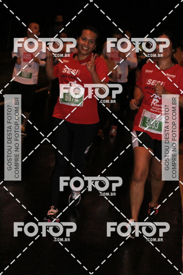 Buy your photos of the eventLuminous Run on Fotop