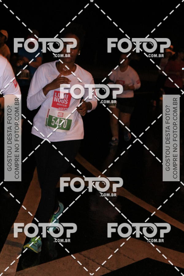 Buy your photos of the eventLuminous Run on Fotop