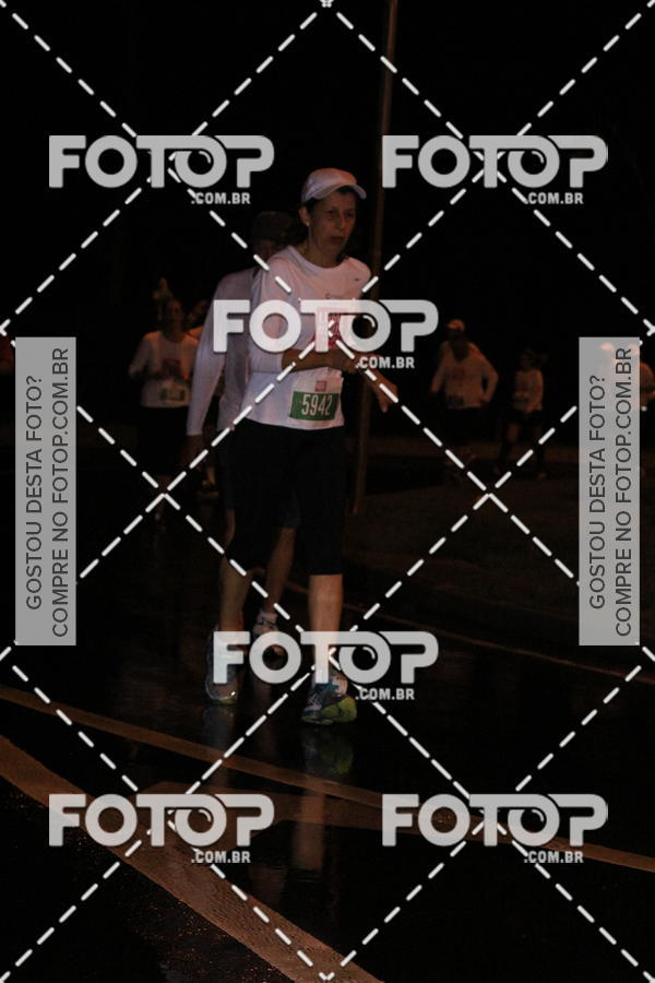 Buy your photos of the eventLuminous Run on Fotop