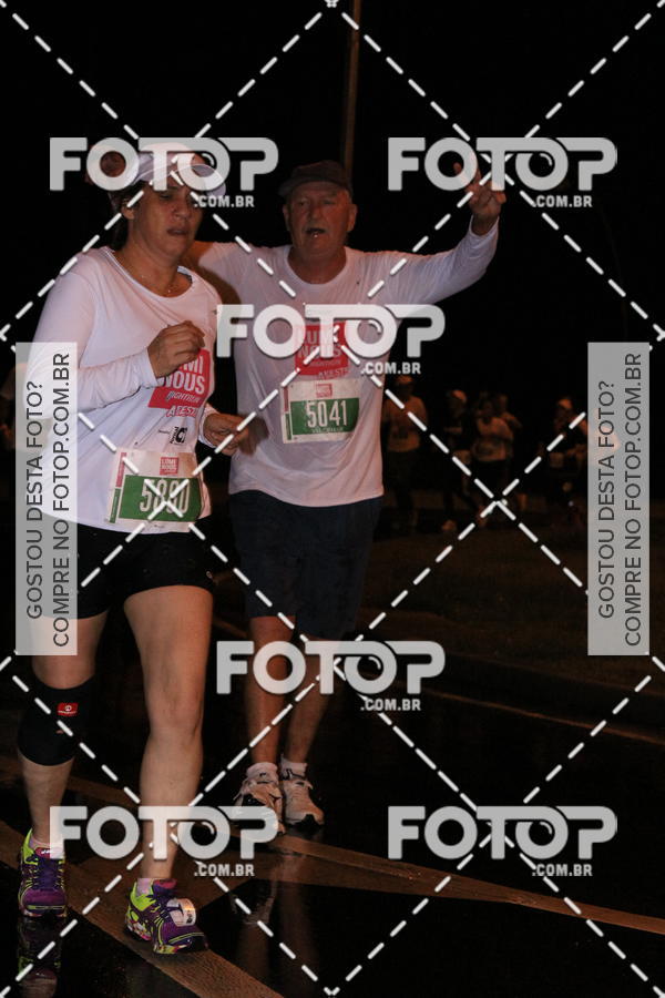 Buy your photos of the eventLuminous Run on Fotop