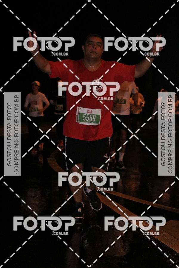 Buy your photos of the eventLuminous Run on Fotop