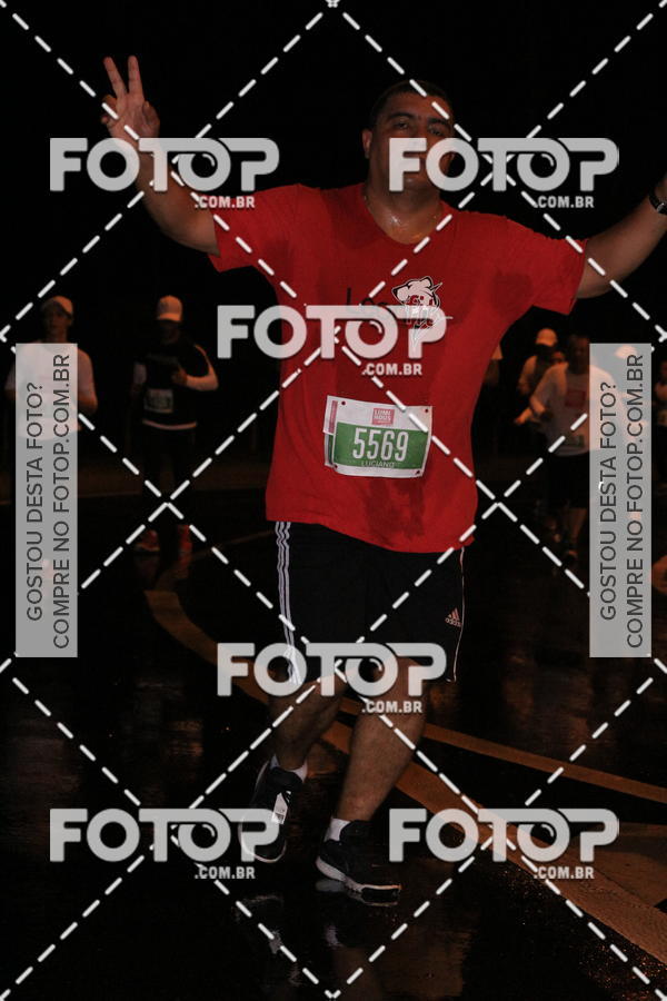 Buy your photos of the eventLuminous Run on Fotop