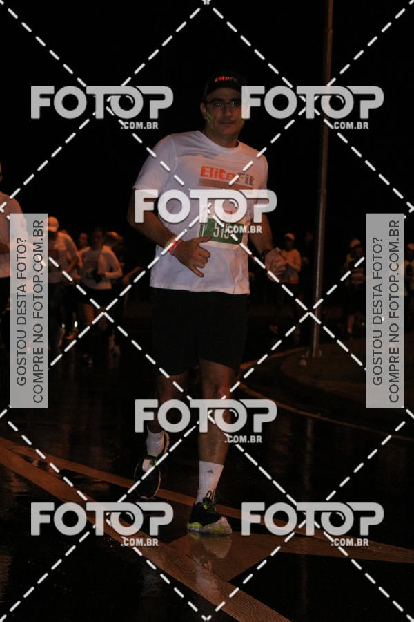 Buy your photos of the eventLuminous Run on Fotop