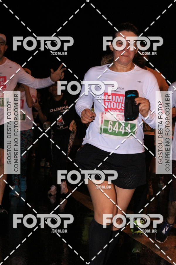 Buy your photos of the eventLuminous Run on Fotop