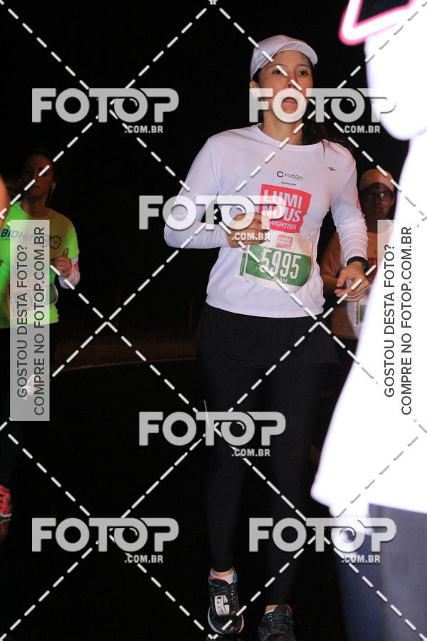 Buy your photos of the eventLuminous Run on Fotop