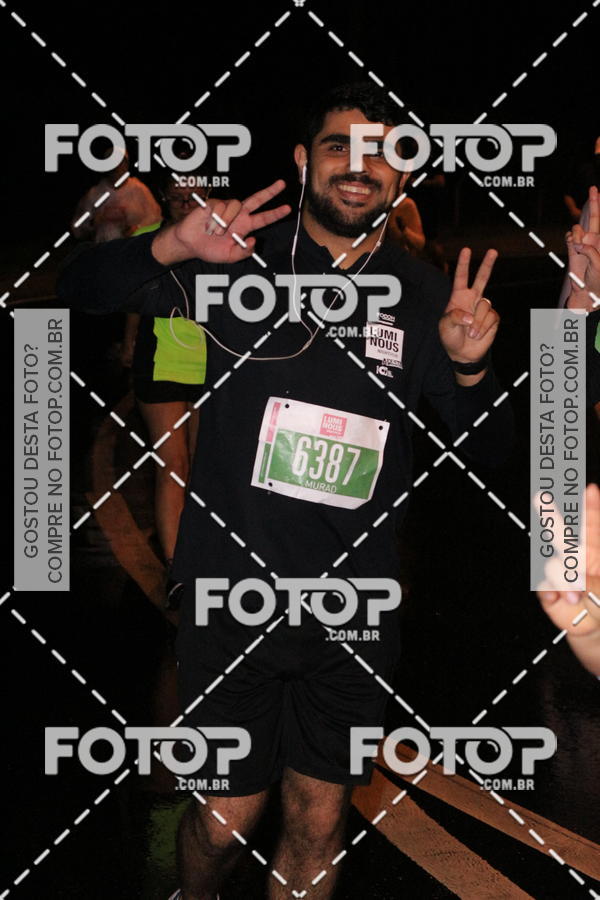 Buy your photos of the eventLuminous Run on Fotop