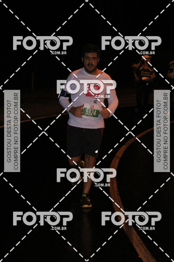 Buy your photos of the eventLuminous Run on Fotop