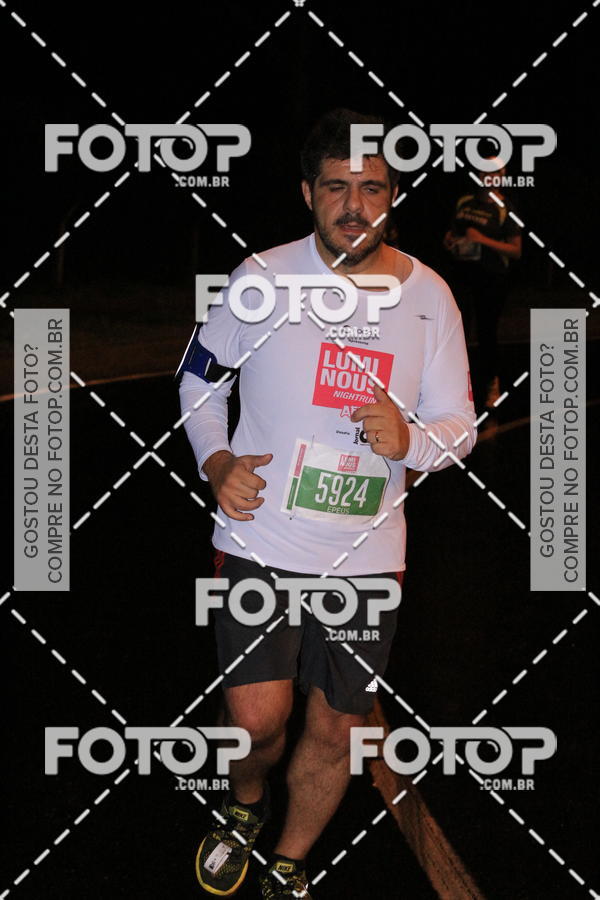 Buy your photos of the eventLuminous Run on Fotop