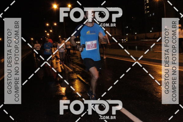 Buy your photos of the eventLuminous Run on Fotop