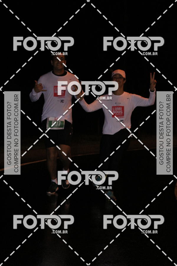 Buy your photos of the eventLuminous Run on Fotop