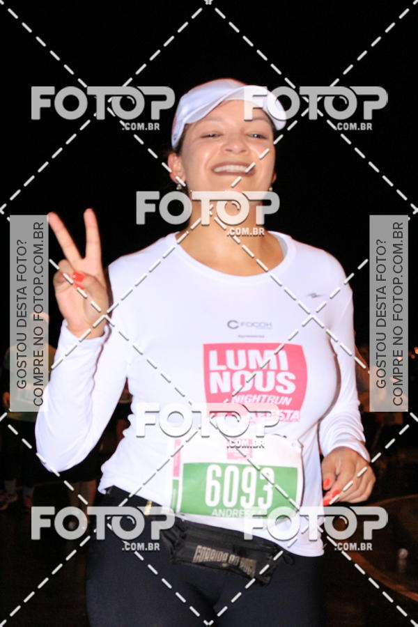 Buy your photos of the eventLuminous Run on Fotop