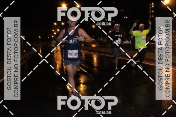 Buy your photos of the eventLuminous Run on Fotop