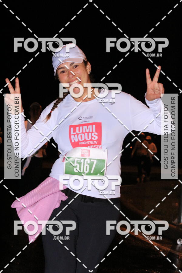 Buy your photos of the eventLuminous Run on Fotop
