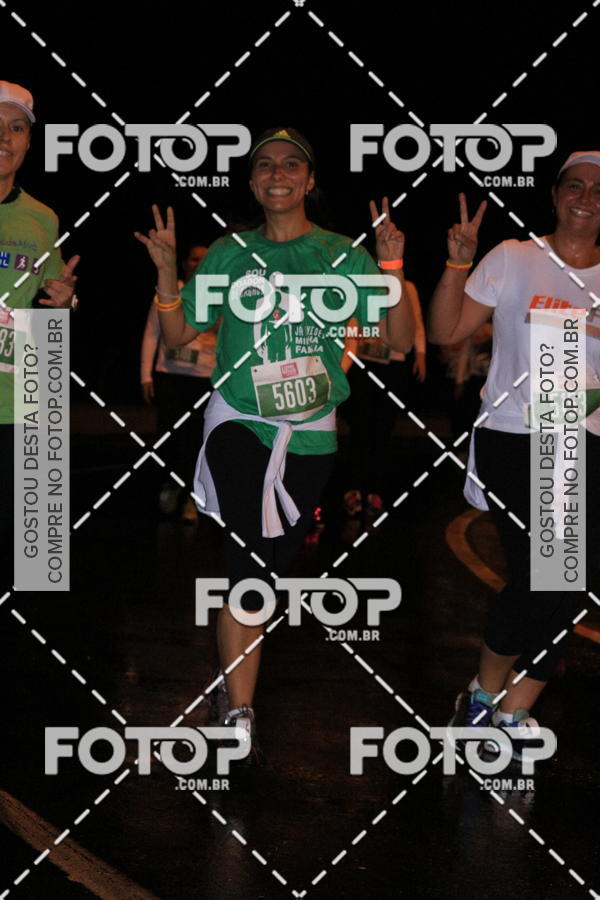 Buy your photos of the eventLuminous Run on Fotop