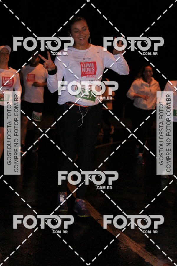 Buy your photos of the eventLuminous Run on Fotop