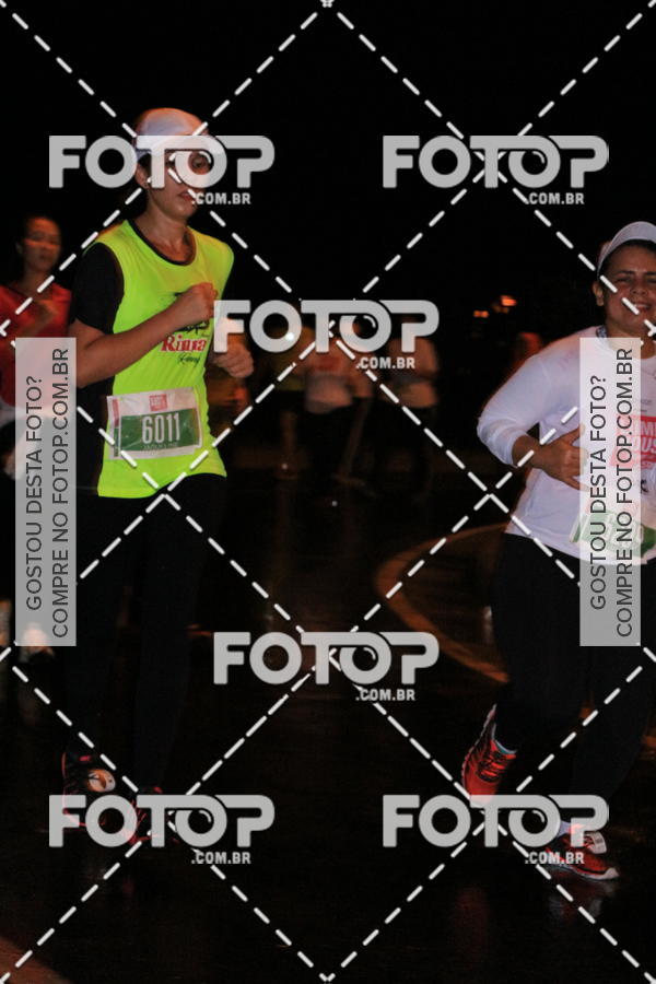 Buy your photos of the eventLuminous Run on Fotop