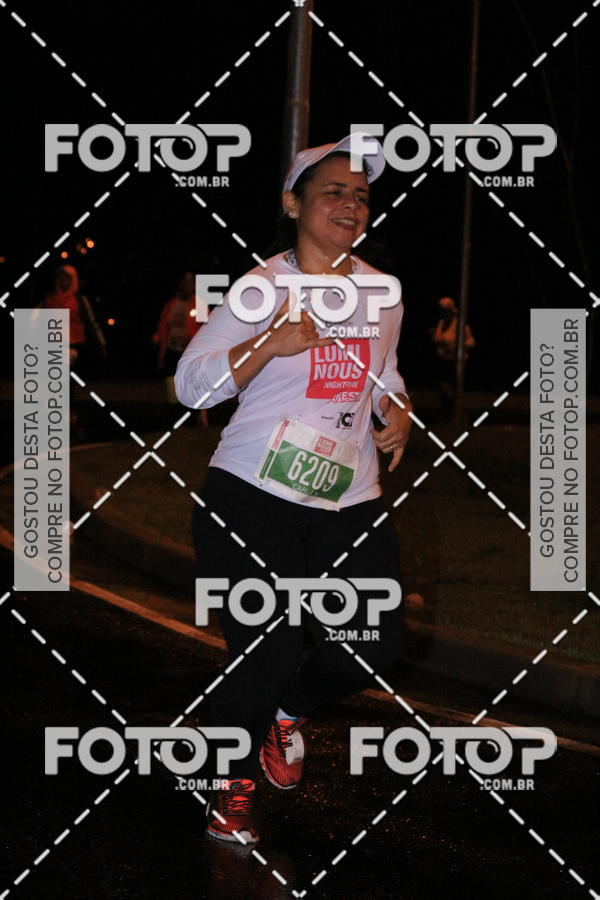 Buy your photos of the eventLuminous Run on Fotop