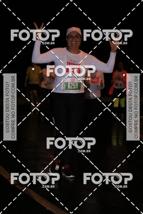 Buy your photos of the eventLuminous Run on Fotop