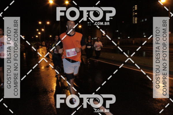 Buy your photos of the eventLuminous Run on Fotop