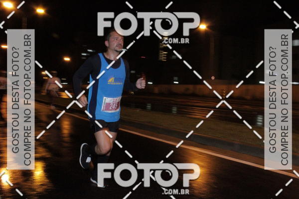 Buy your photos of the eventLuminous Run on Fotop