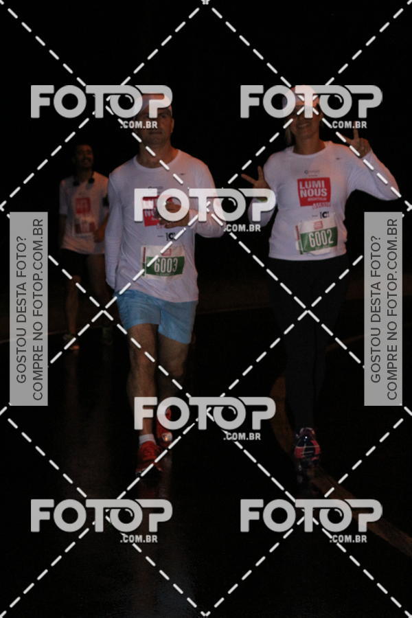Buy your photos of the eventLuminous Run on Fotop