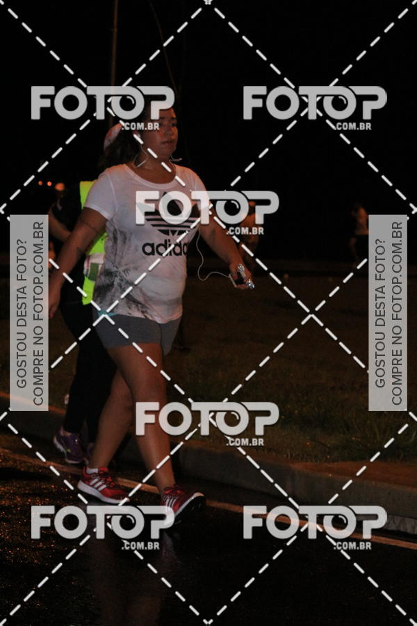 Buy your photos of the eventLuminous Run on Fotop