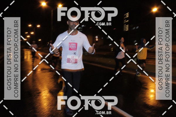 Buy your photos of the eventLuminous Run on Fotop