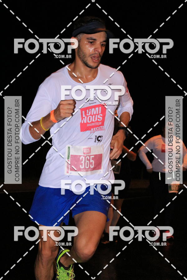 Buy your photos of the eventLuminous Run on Fotop