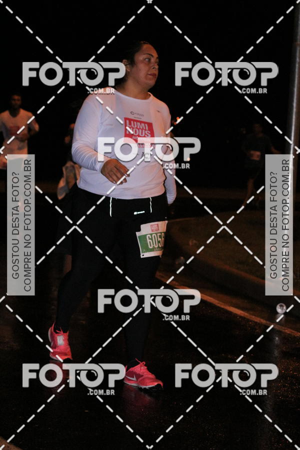 Buy your photos of the eventLuminous Run on Fotop