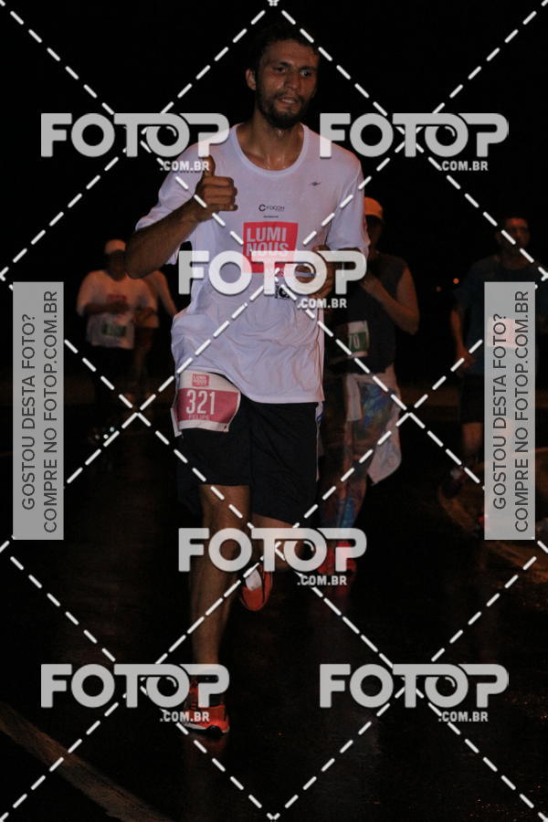 Buy your photos of the eventLuminous Run on Fotop